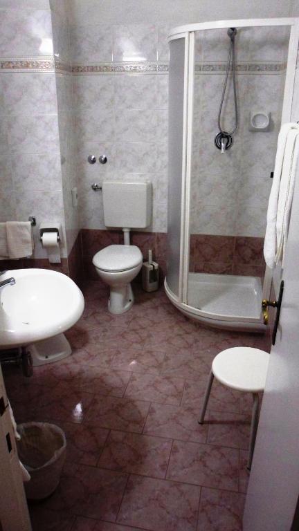 Hotel Reali Chianciano Terme Ruang foto