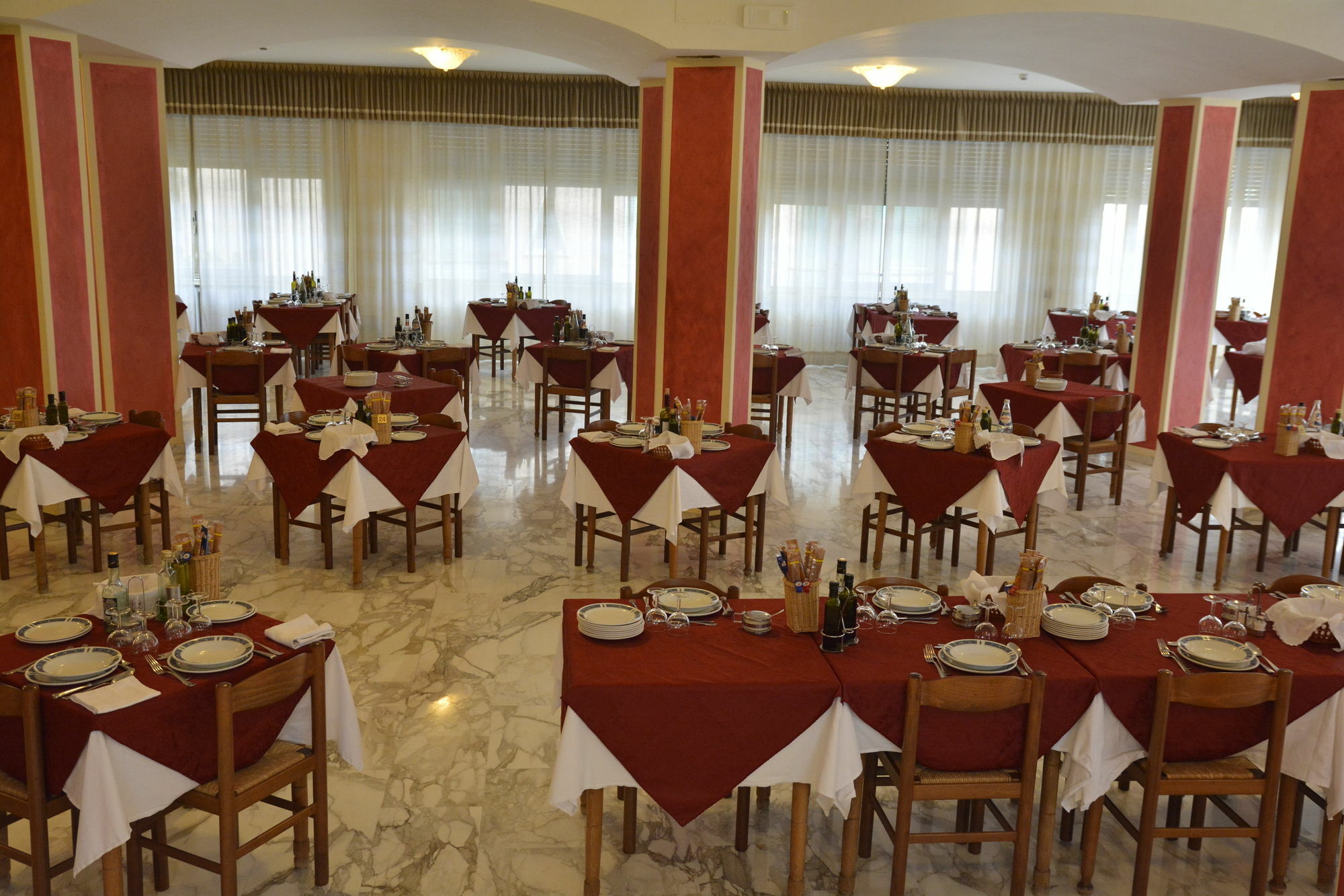Hotel Reali Chianciano Terme Bagian luar foto